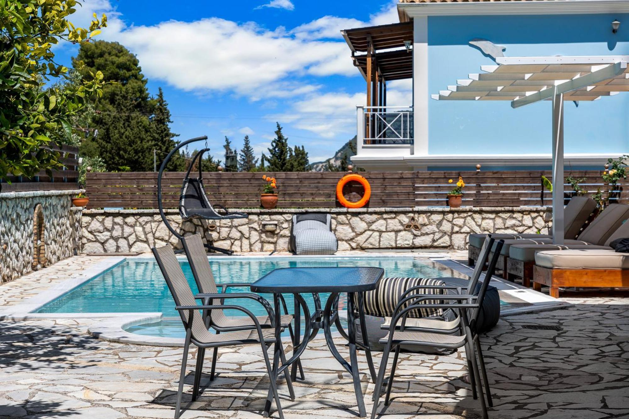 Villa Semipuella Ayios Nikitas Ngoại thất bức ảnh