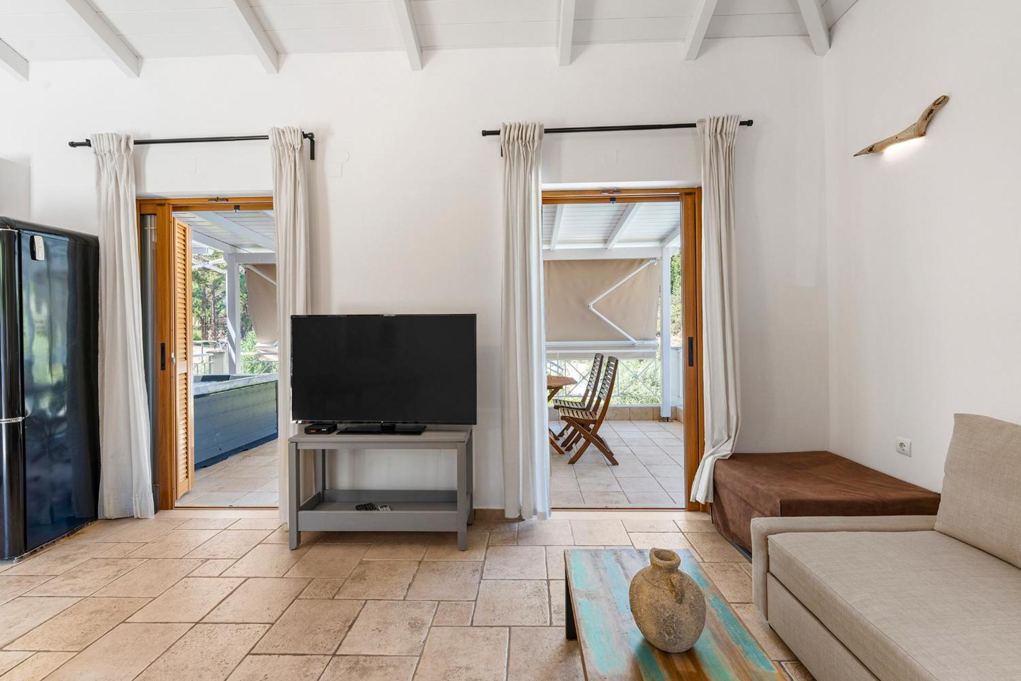 Villa Semipuella Ayios Nikitas Ngoại thất bức ảnh